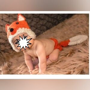 PHOTO PROPS Orange and White Fox Knit Hat and Diaper Cover Set
